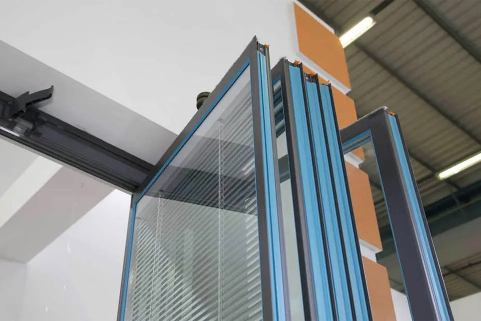 Isıcamlı Balkon Sistemleri